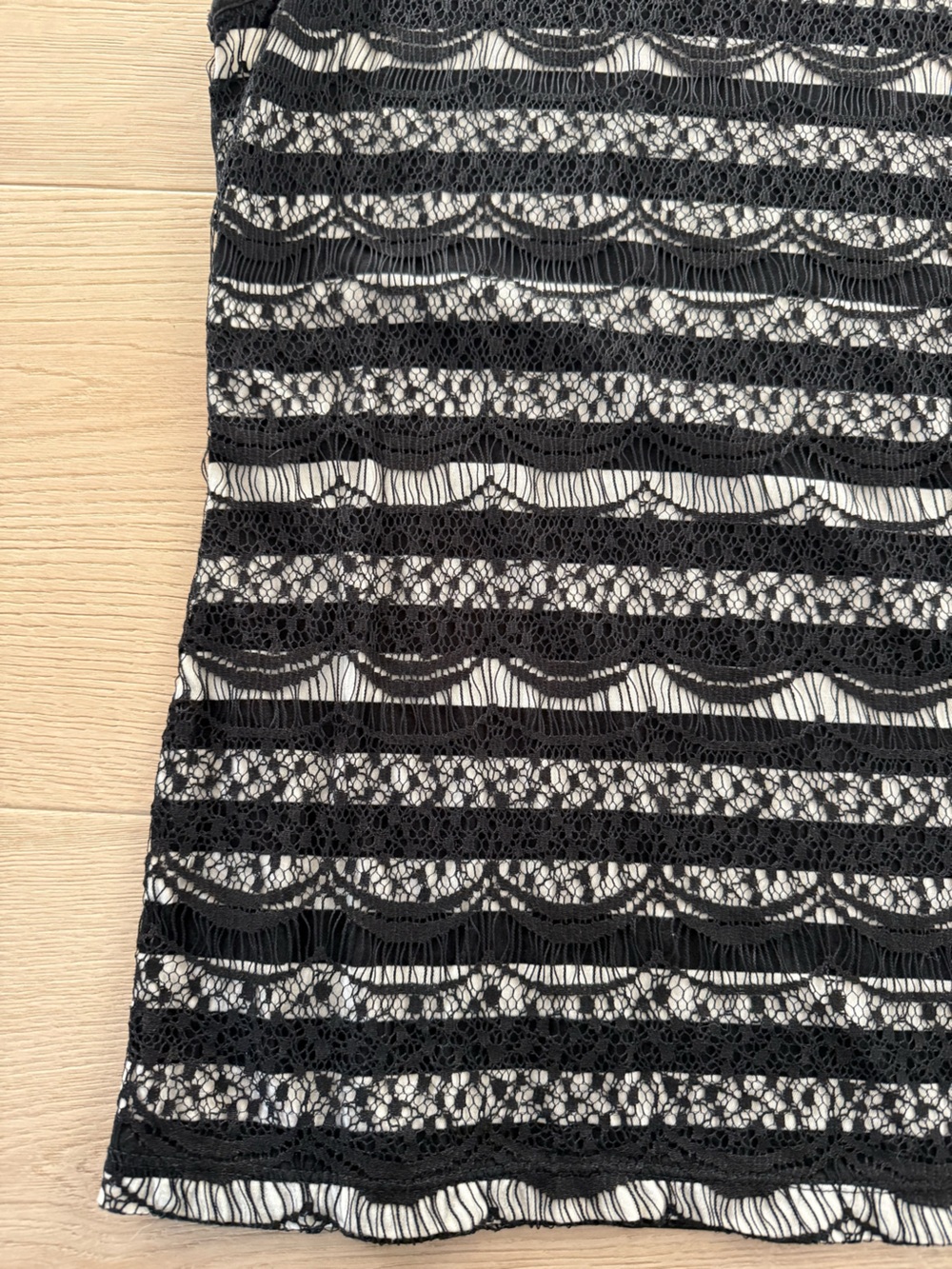 LOFT Black and White Lace-Overlay Tank Top - Picture 2 of 4